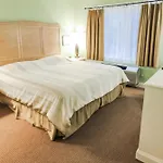 Holly Tree Resort