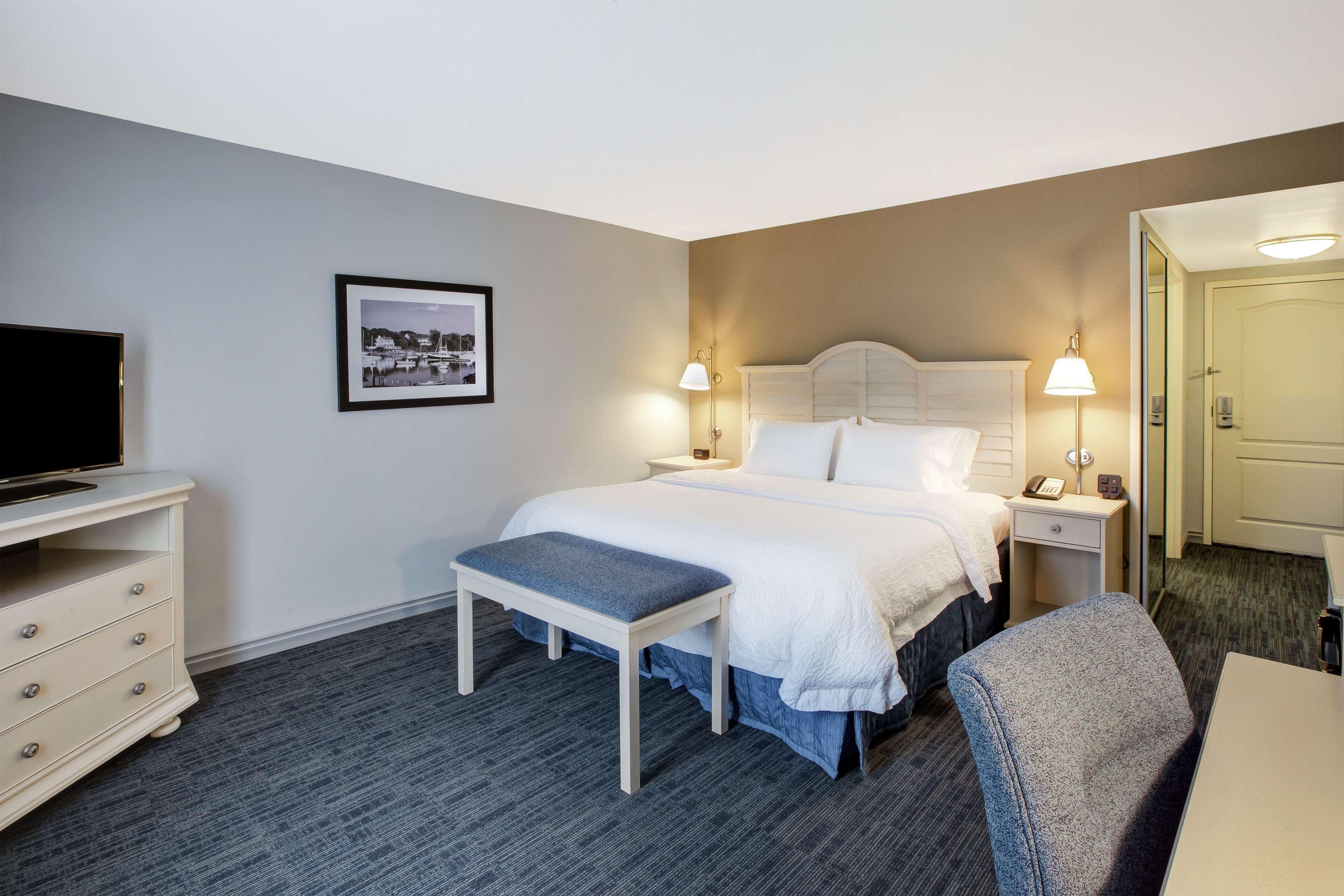 Hampton & - Cape Cod / Hotel