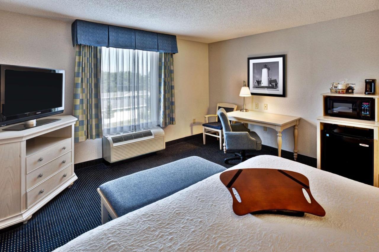 Hampton & - Cape Cod / Hotel