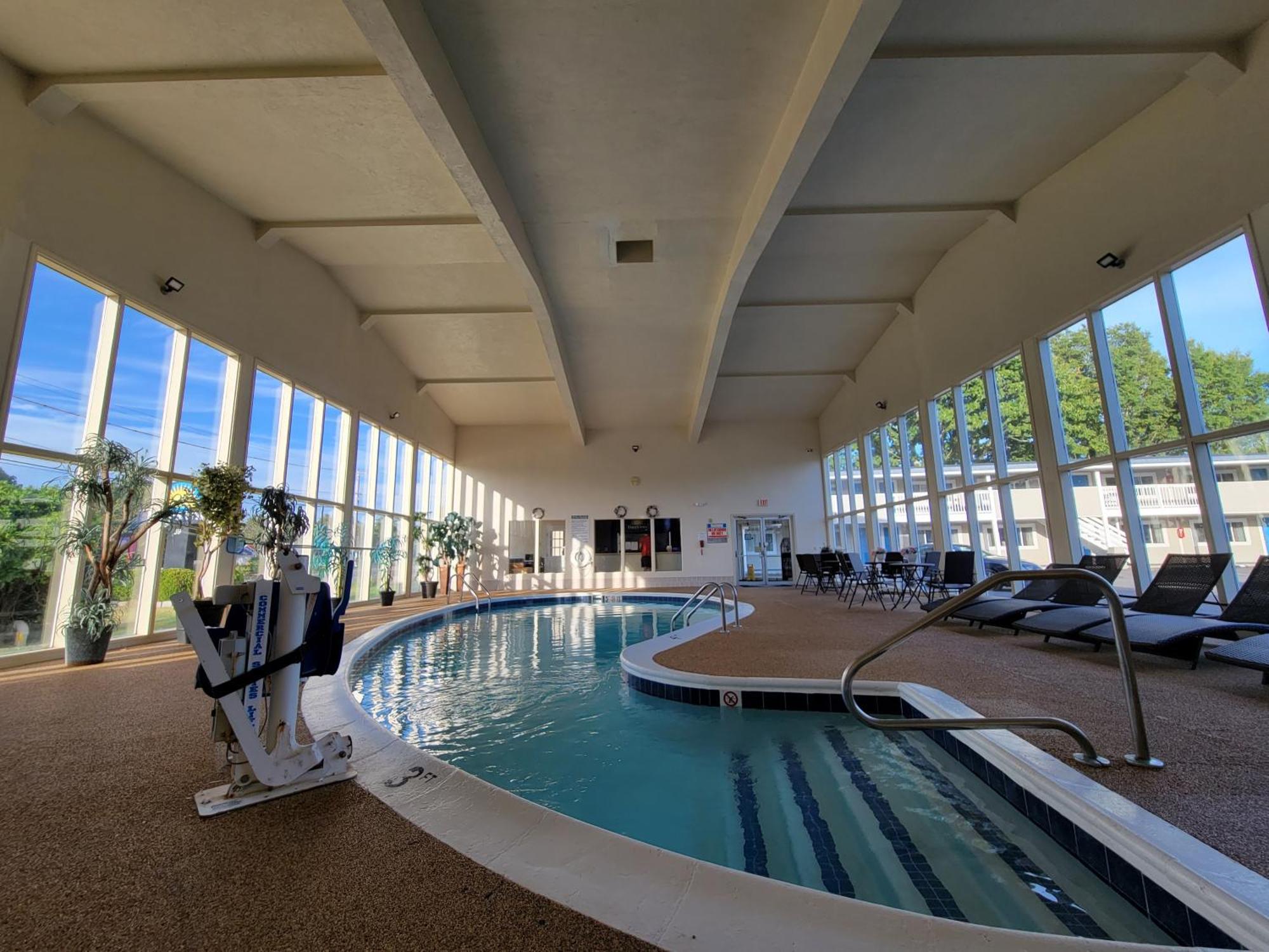 Days By Wyndham - Cape Cod Motel 3*