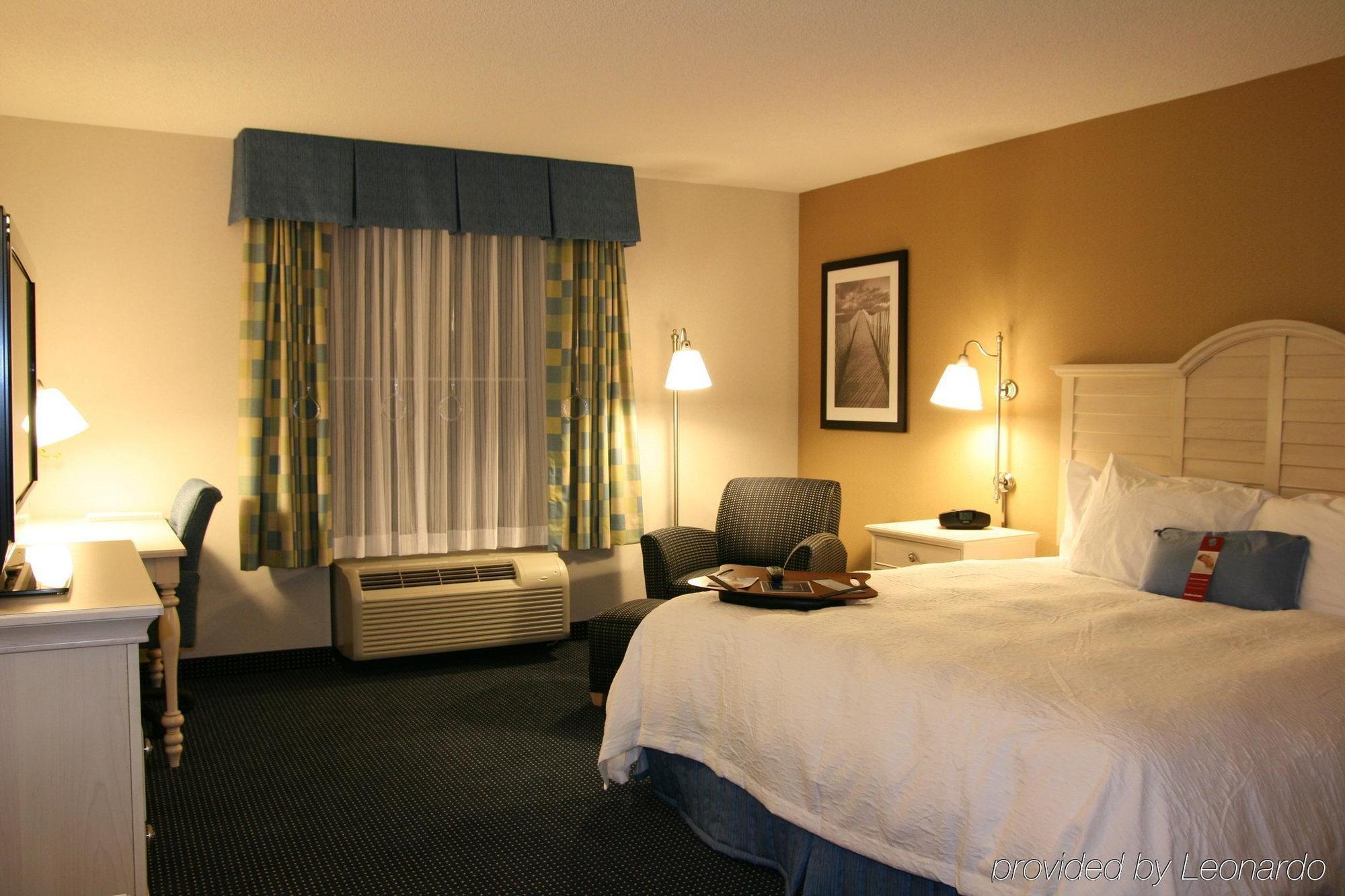 Hampton & - Cape Cod / Hotel