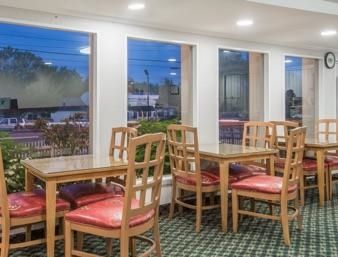 Relax Cape Cod Hyannis Hotel West Yarmouth