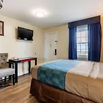Econo Lodge By Choice - Cape Cod