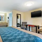 Econo Lodge By Choice - Cape Cod