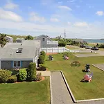 Colonial Acres Resort