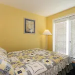 Colonial Acres Resort