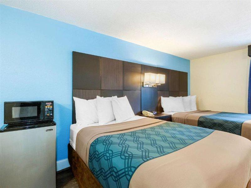 Lodge Econo By Choice - Cape Cod