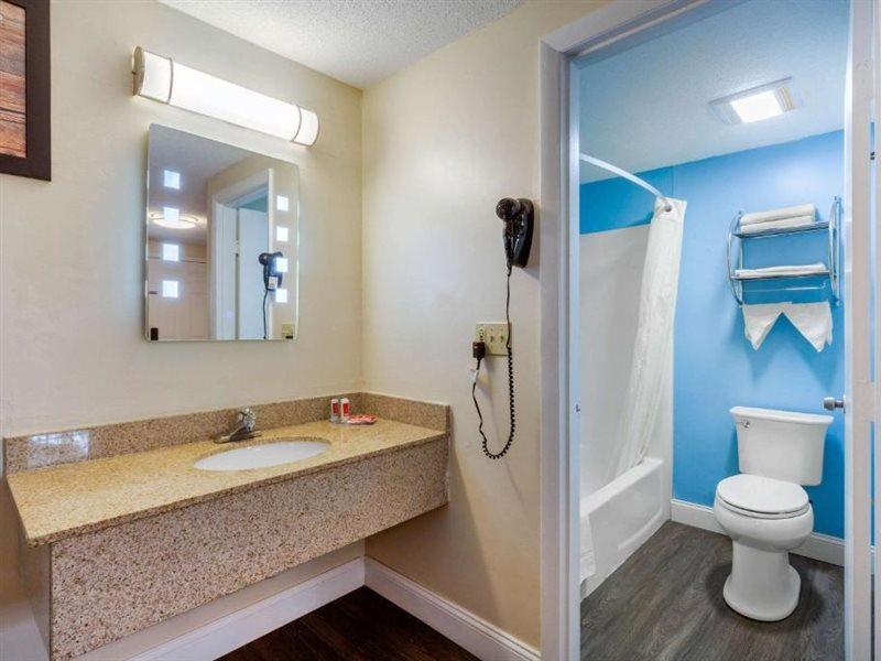 Lodge Econo By Choice - Cape Cod West Yarmouth