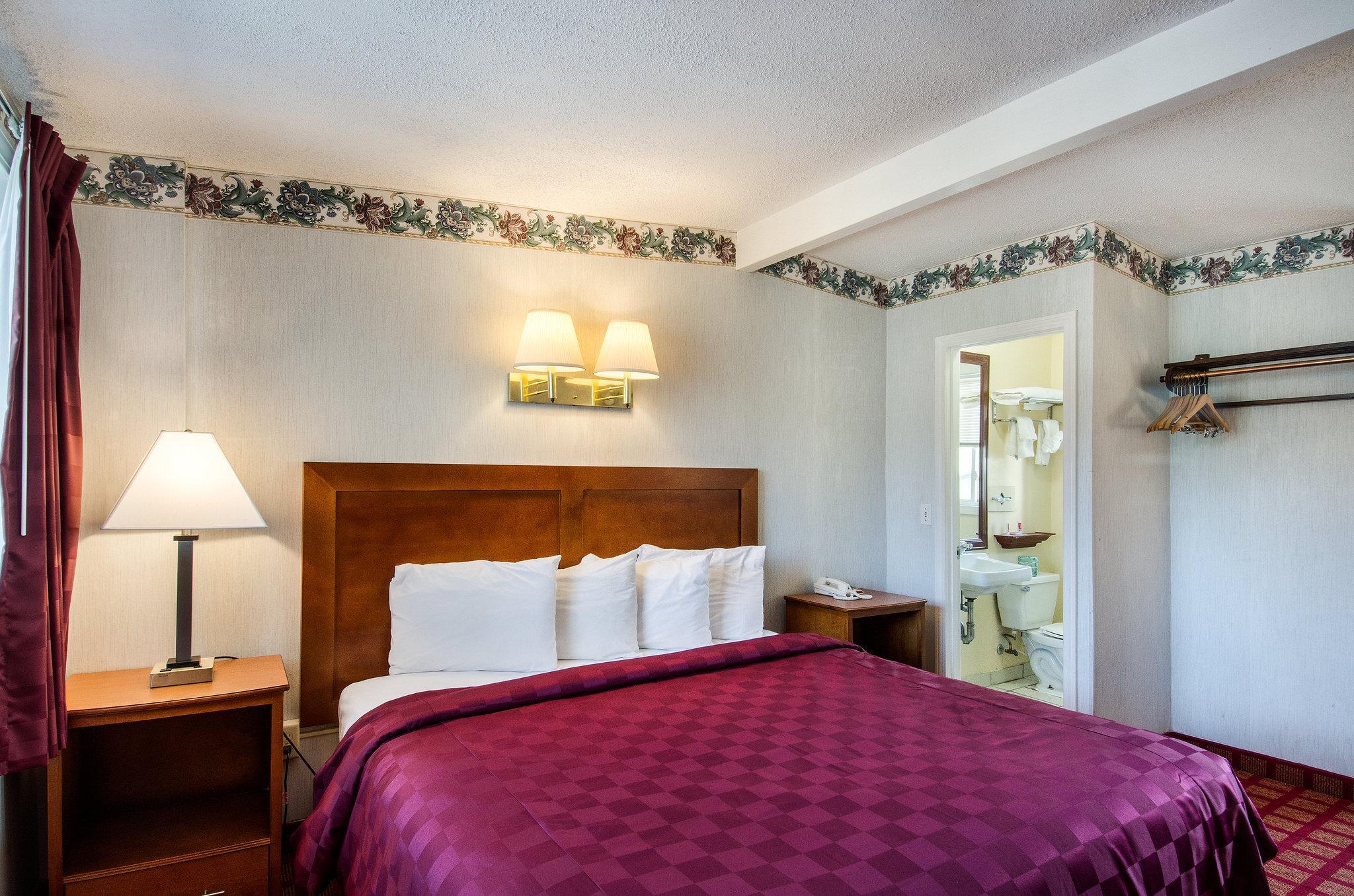 Econo By Choice - Cape Cod Lodge West Yarmouth