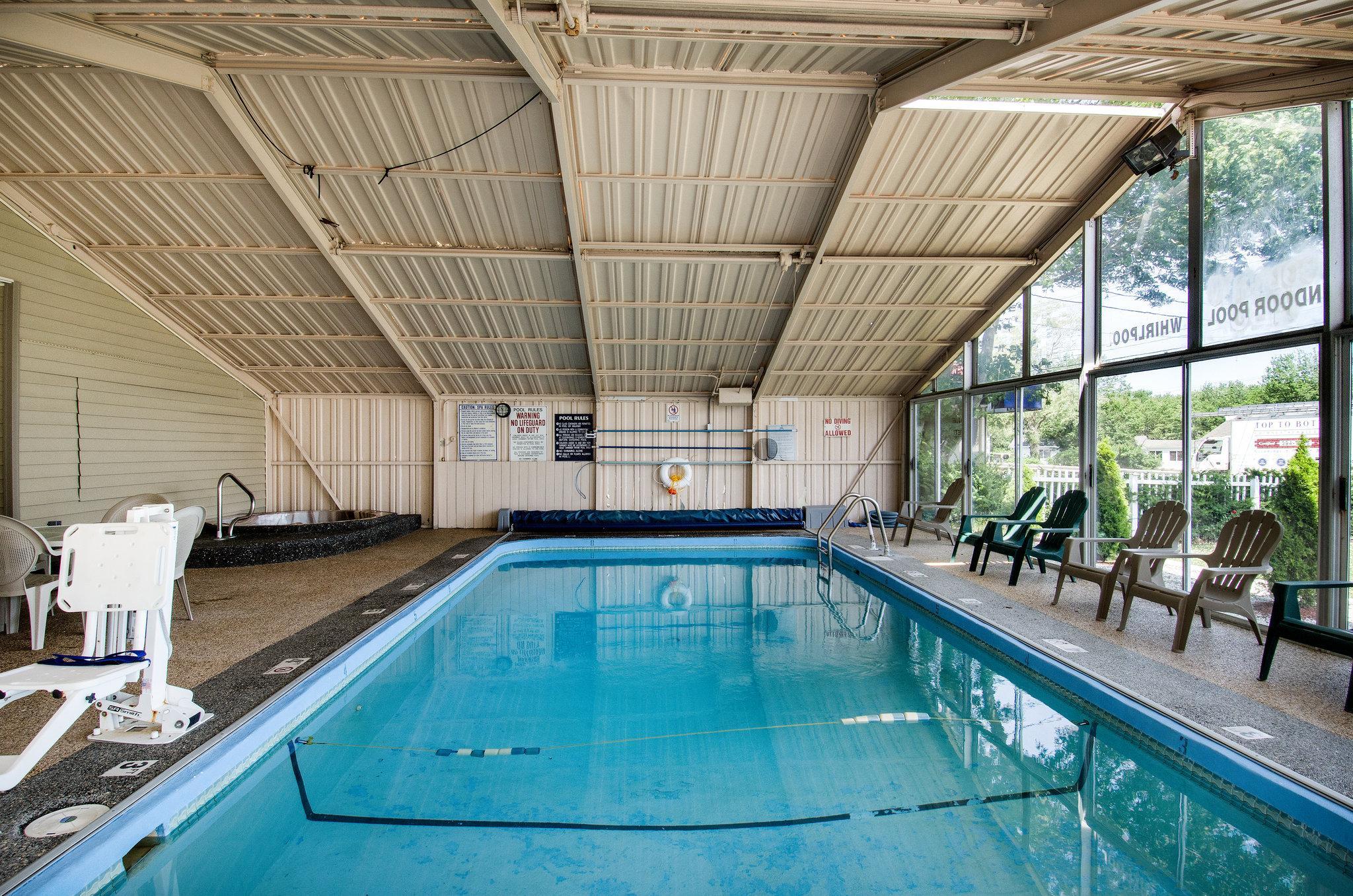 Lodge Econo By Choice - Cape Cod