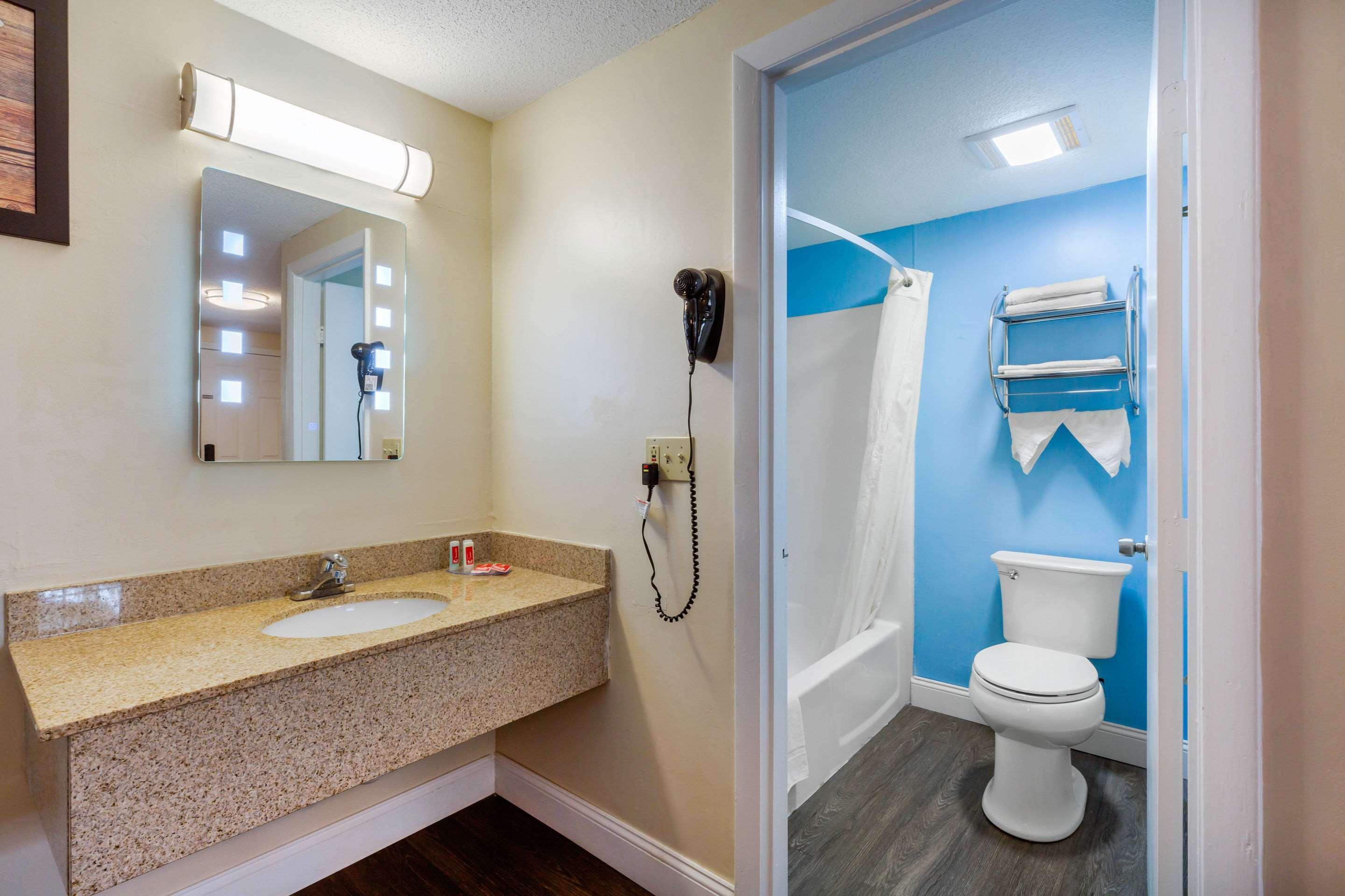 Lodge Econo By Choice - Cape Cod West Yarmouth