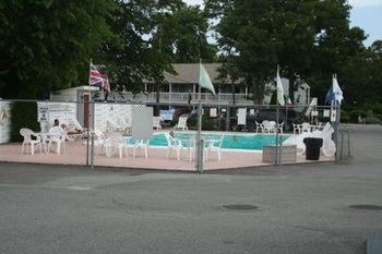 Town N Country Family Resort 3*