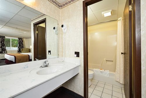 Motel Howard Johnson By Wyndham Cape Cod 2*