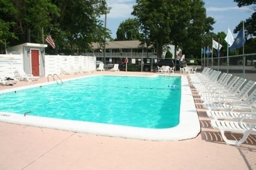 Town N Country Family Resort 3*