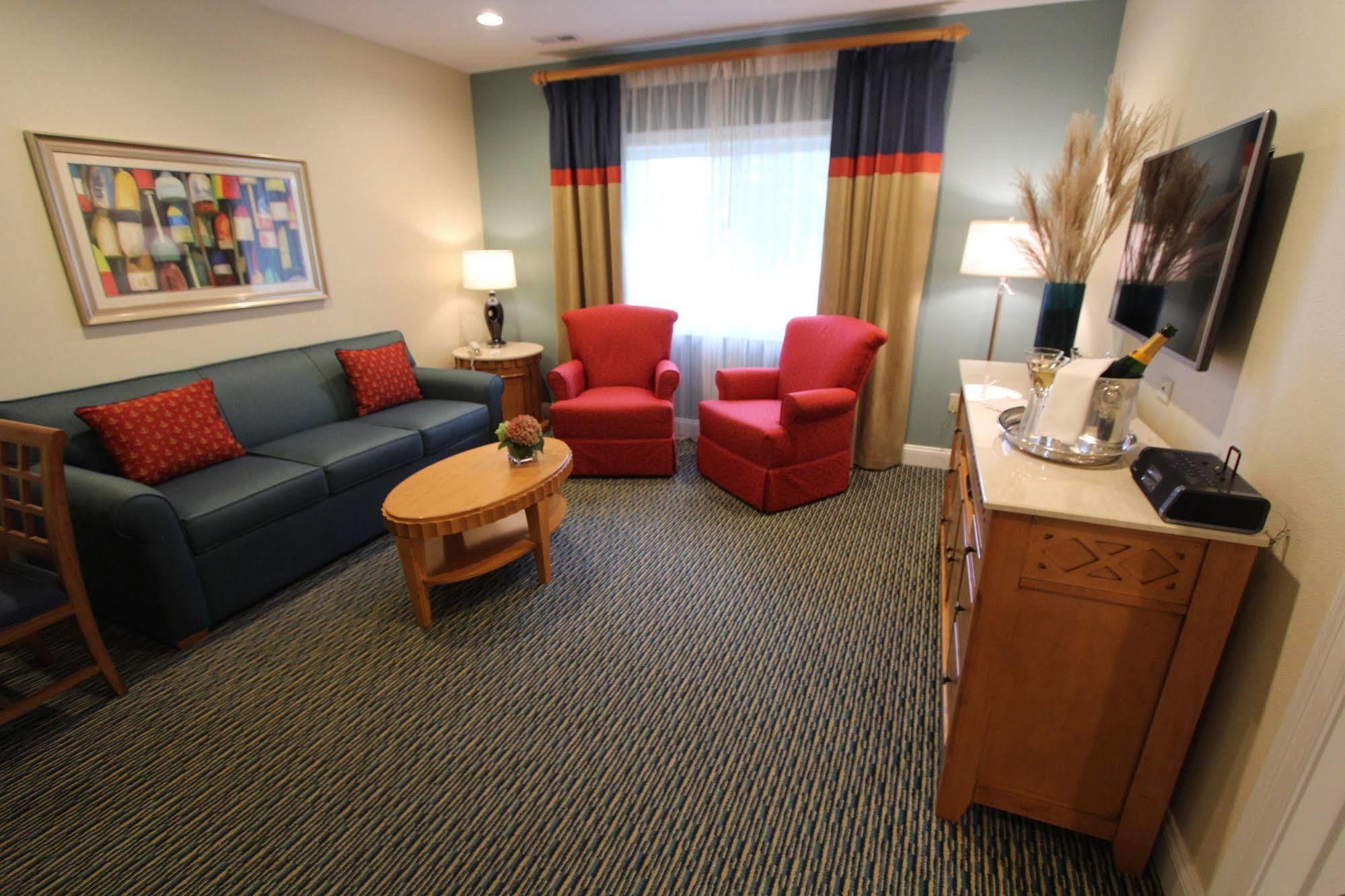 The Cove At Yarmouth Resort