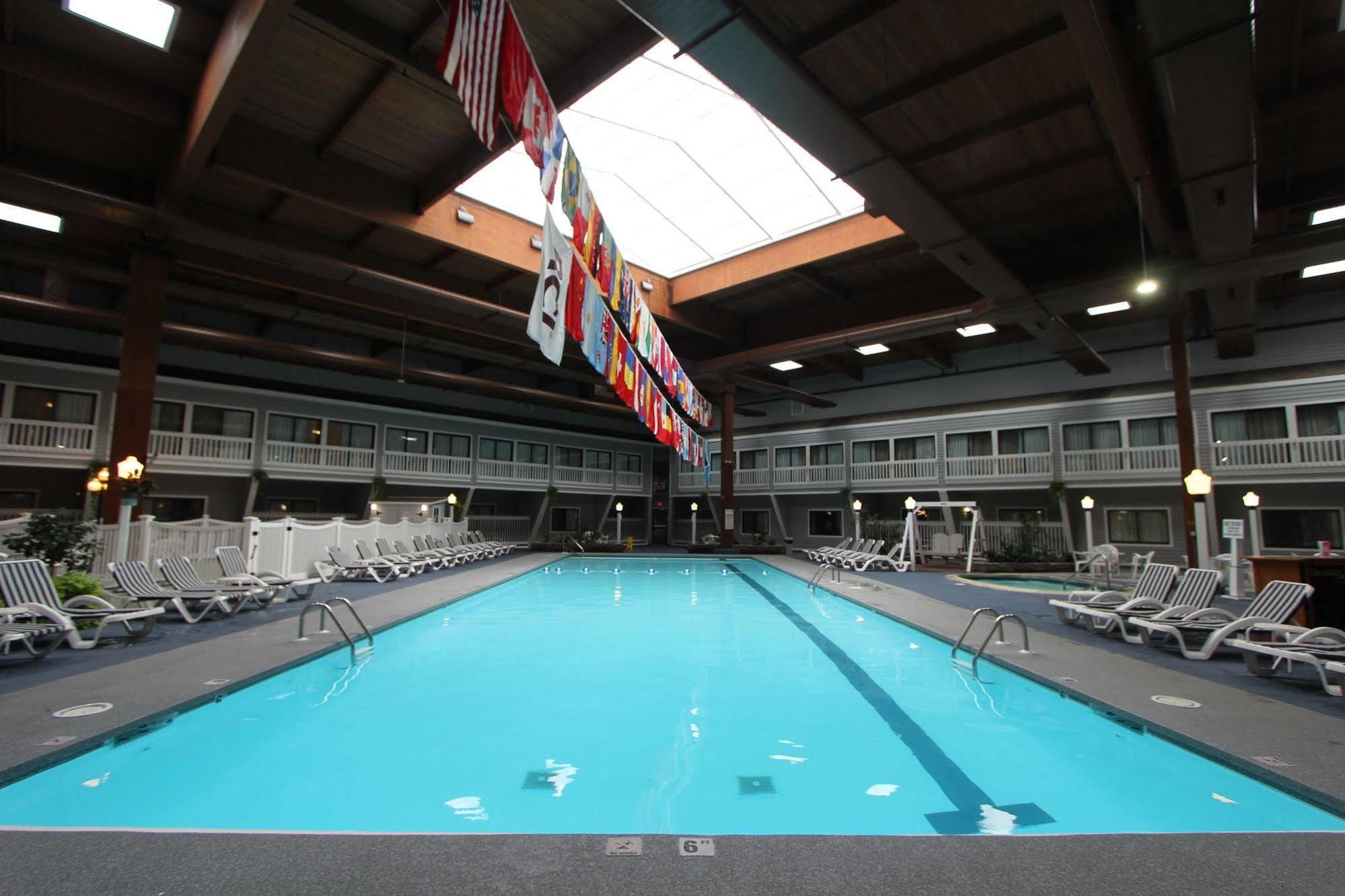 The Cove At Yarmouth 3* West Yarmouth