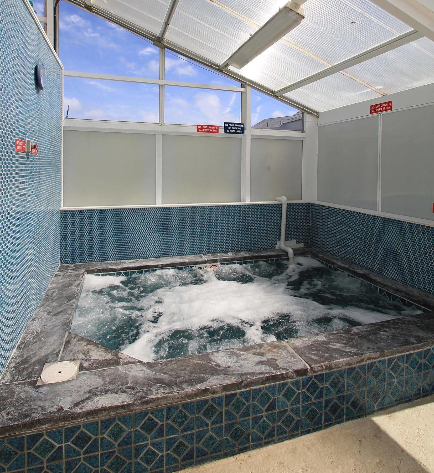 Colonial Acres Resort 3*