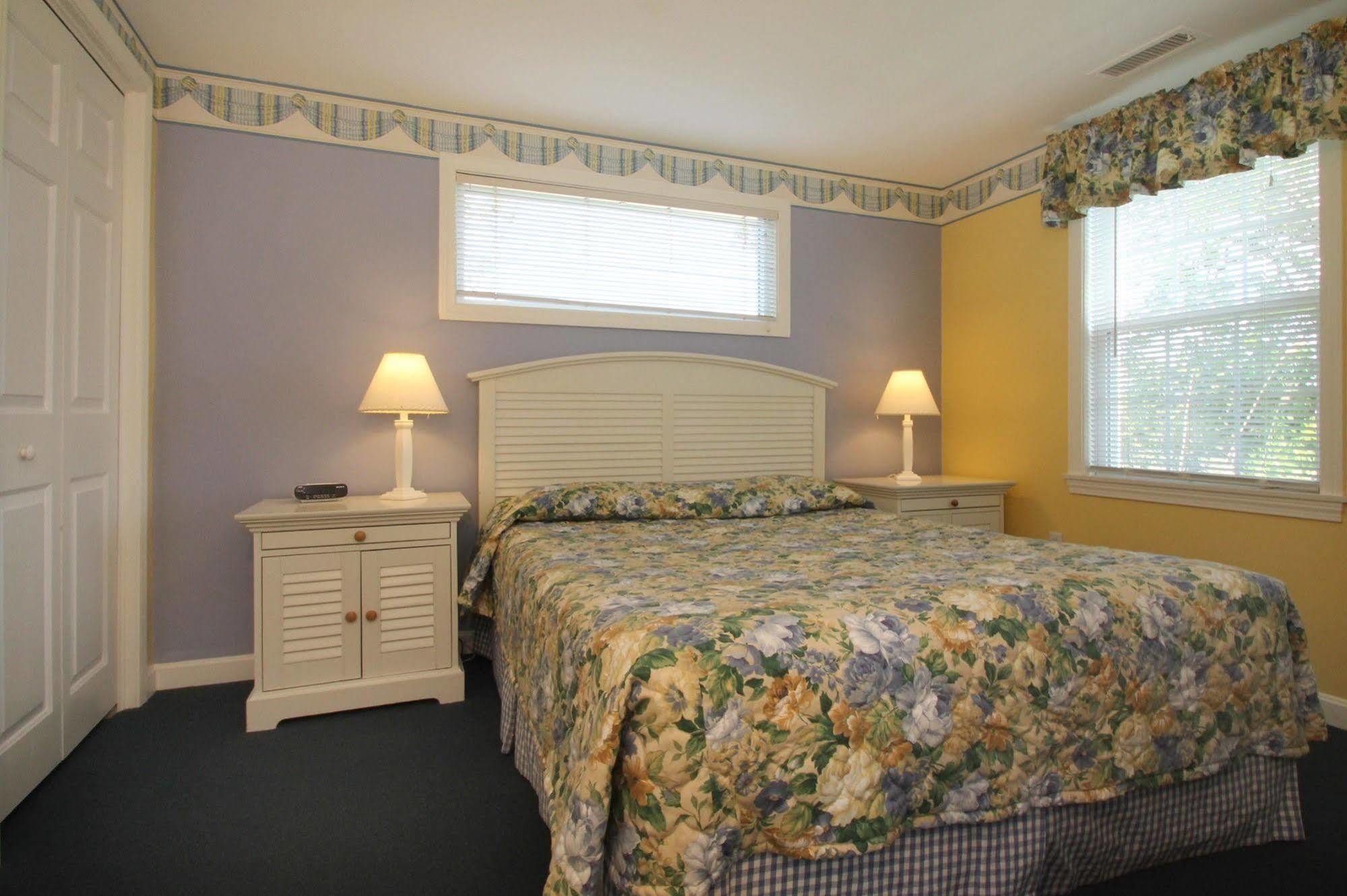 Colonial Acres West Yarmouth