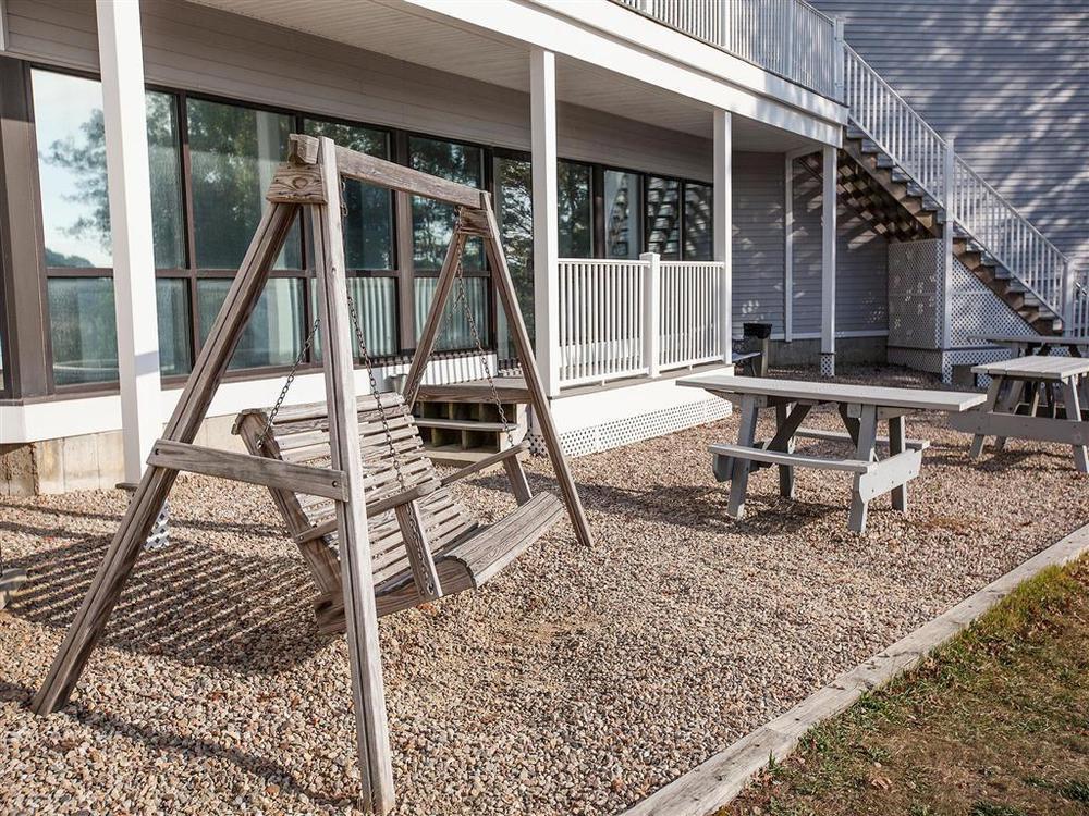 Resort The Cove At Yarmouth 3*