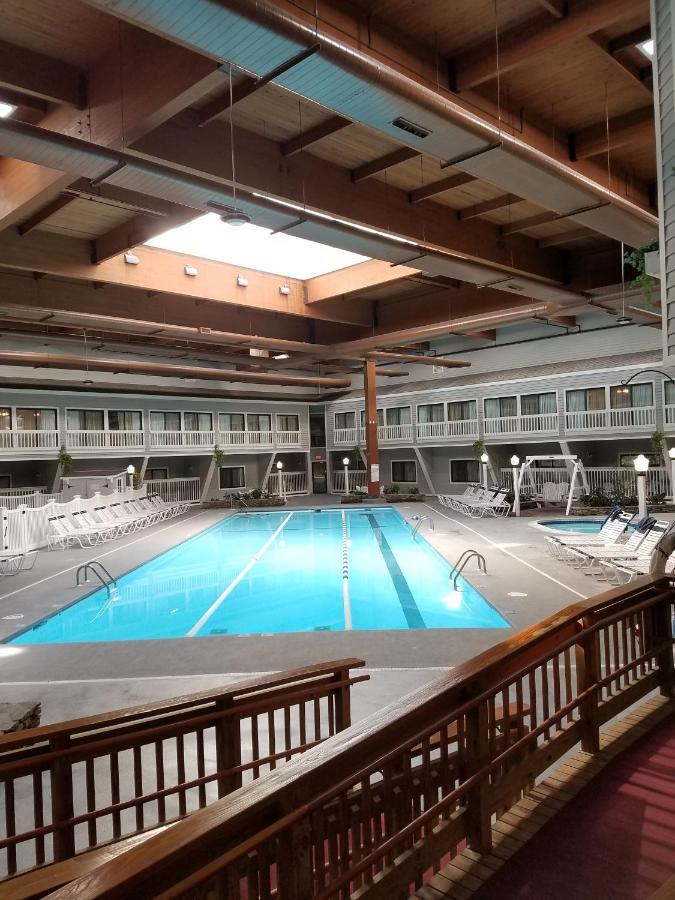 Resort The Cove At Yarmouth 3*